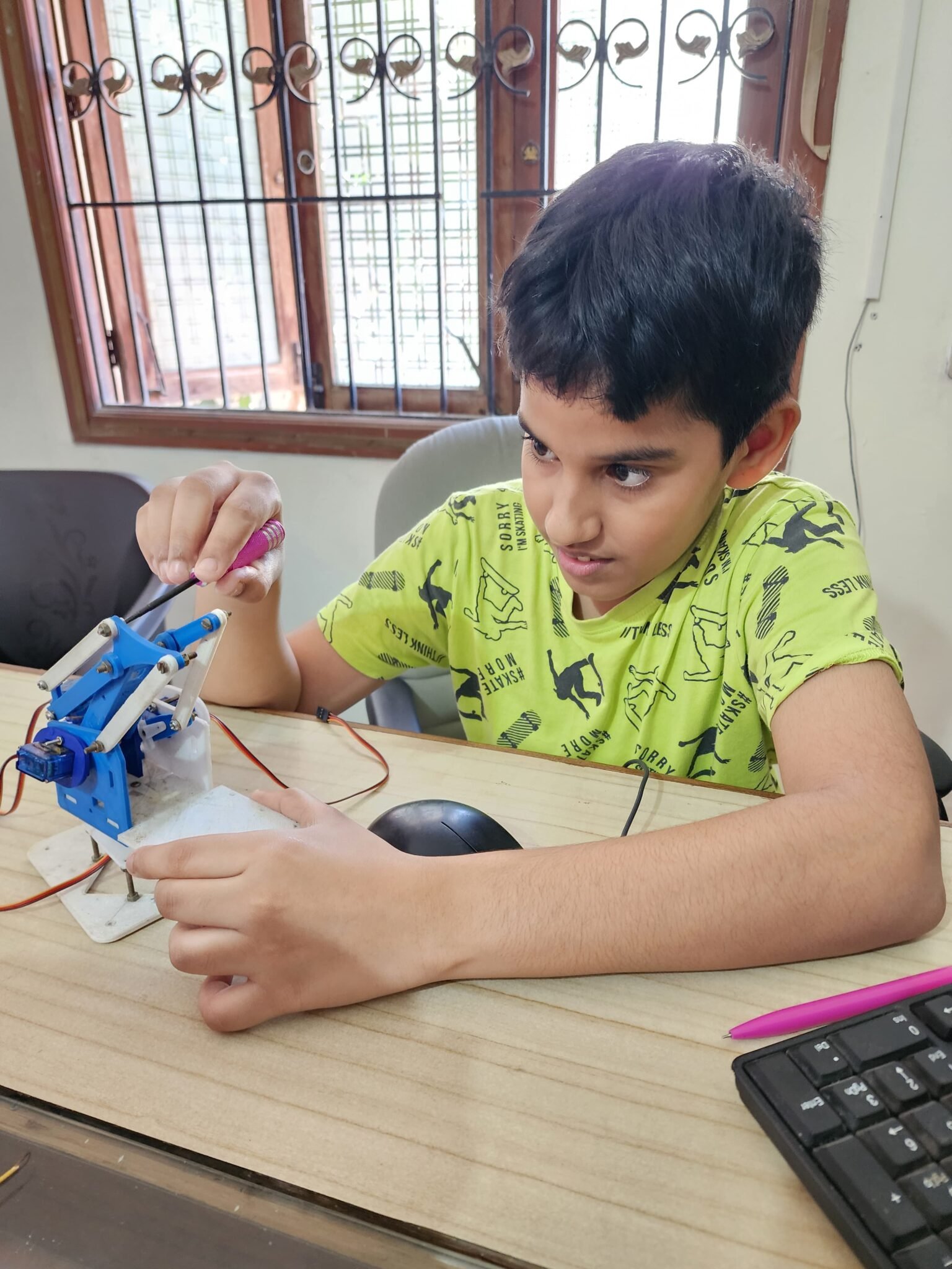 Home - Evolve Robot Lab